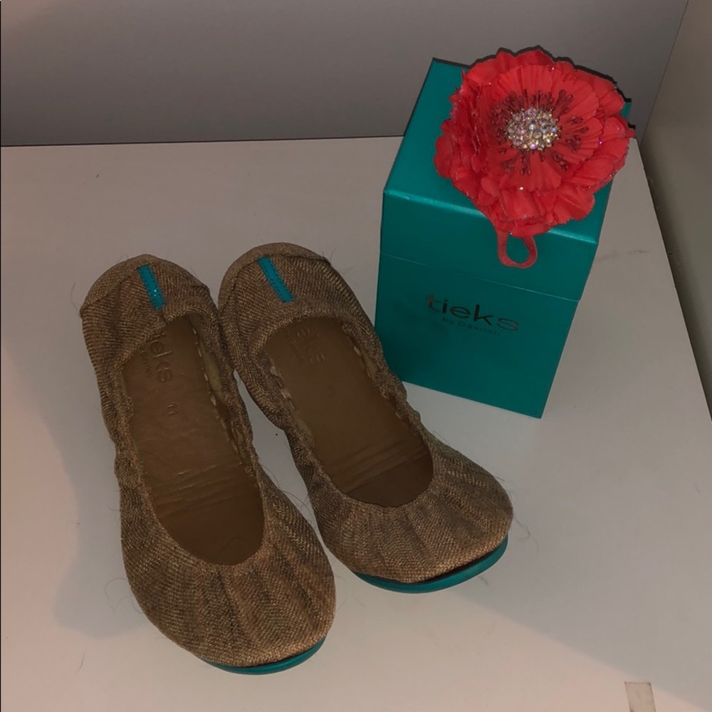 Tieks